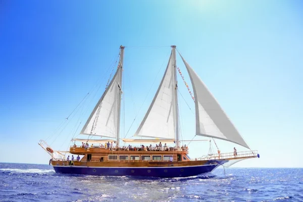 Pirates Sailing Boat to Orange Bay With Amazing Snorkeling