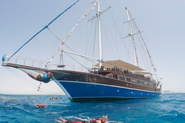 Pirates Sailing Boat to Orange Bay With Amazing Snorkeling